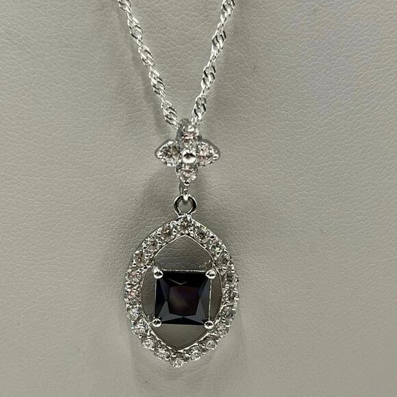 Iolite Center Surrounding CZ’s Pendant Twisted Sterling Silver Rope Chain 20” - Picture 2 of 11